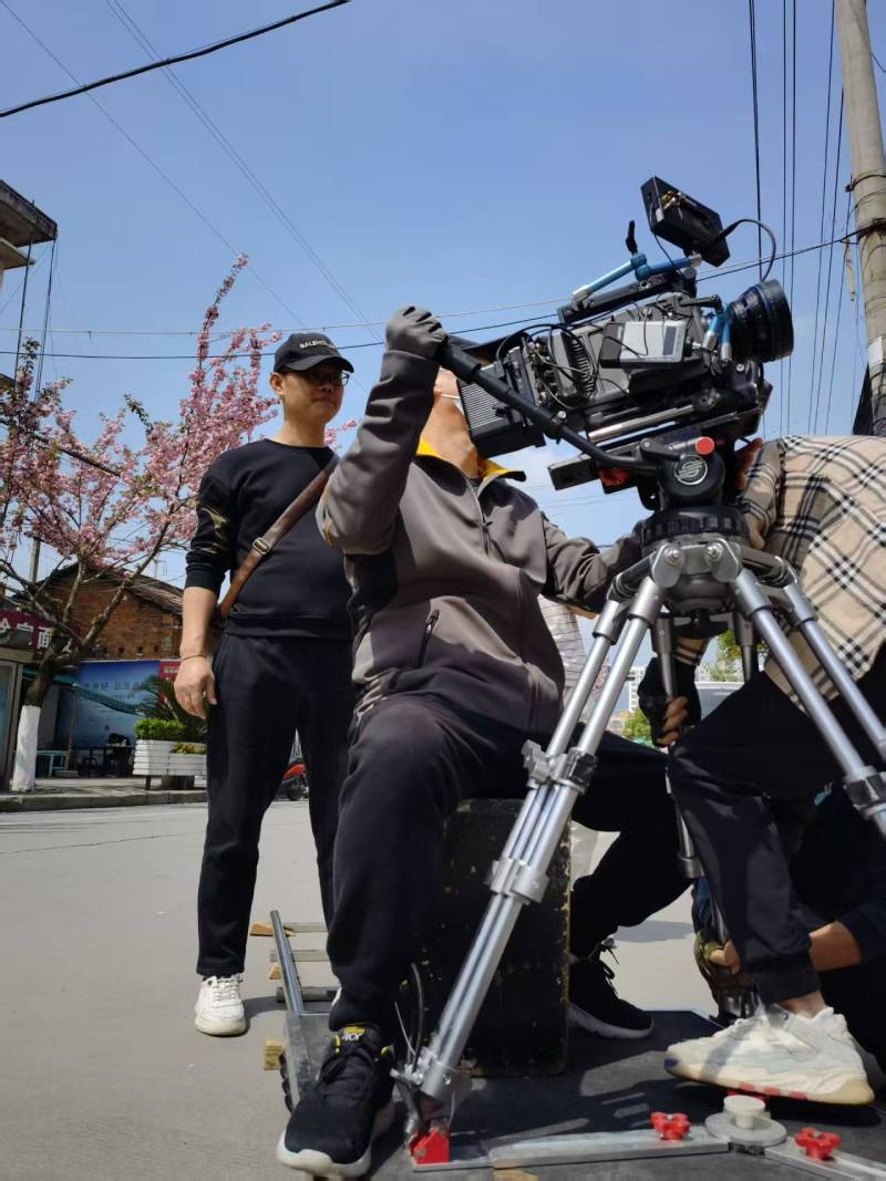 江南区广告片拍摄：快消品牌爆款之选，网感内容适配社媒传播！